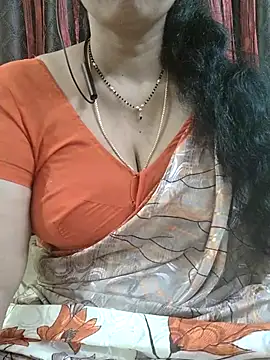 Snapshot of bhuvana555 chatting on November 2025 04:49:02 PM bhuvana555 online show from November 2025 04:49:02 PM