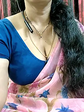 Snapshot of bhuvana555 chatting on November 2025 04:40:01 PM bhuvana555 online show from November 2025 04:40:01 PM