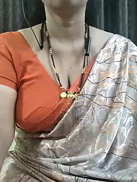 Snapshot of bhuvana555 chatting on January 2026 05:18:02 PM bhuvana555 online show from January 2026 05:18:02 PM