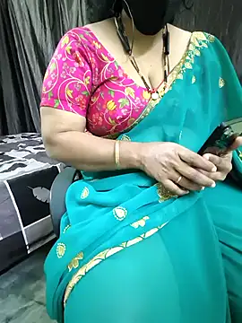 Snapshot of bhuvana555 chatting on February 2026 05:38:01 PM bhuvana555 online show from February 2026 05:38:01 PM