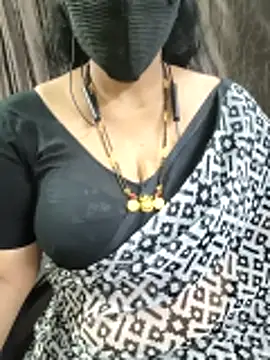 Snapshot of bhuvana555 chatting on February 2026 05:14:01 PM bhuvana555 online show from February 2026 05:14:01 PM