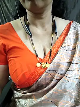 bhuvana555 online show from April 2026 04:44:02 PM