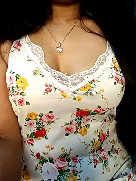 Rina777o online show from December 2025 05:42:02 PM