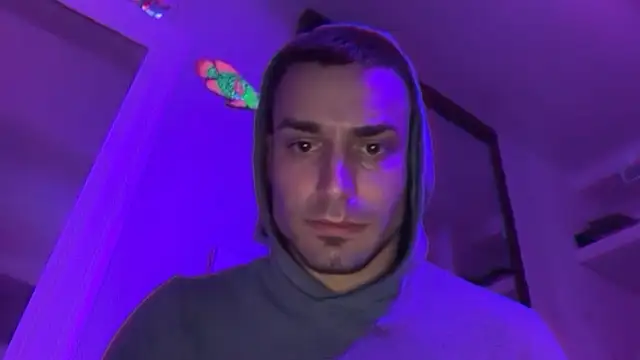 hot shot 13 online show from November 2025 03:40:02 AM