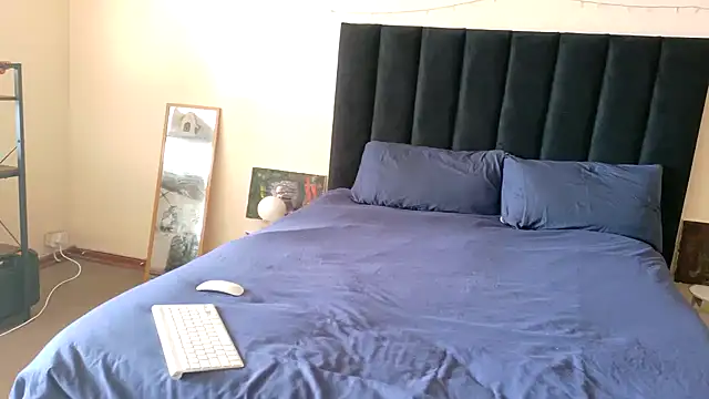 chloechrome online show from February 2026 03:13:02 PM