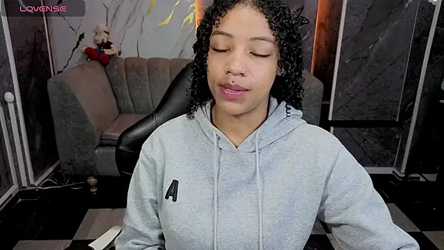 Violeth b online show from April 2026 12:56:01 PM