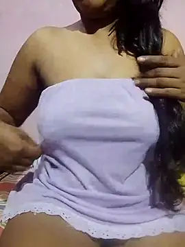 Snapshot of Diwya69 chatting on July 2026 08:46:01 PM Diwya69 online show from July 2026 08:46:01 PM