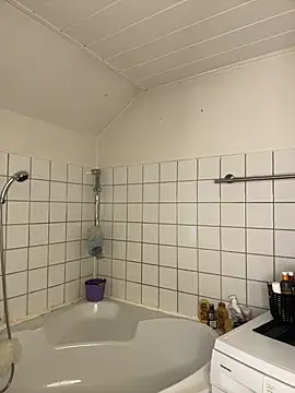 elina may online show from January 2026 08:31:02 AM