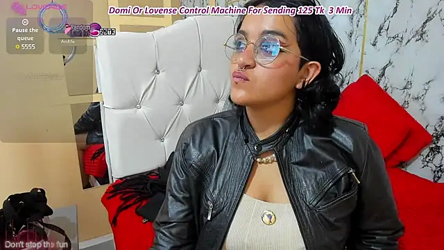 Snapshot of kory_mansson chatting on December 2024 08:28:01 PM kory mansson online show from December 2024 08:28:01 PM