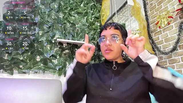 Snapshot of kory_mansson chatting on January 2025 12:27:02 PM kory mansson online show from January 2025 12:27:02 PM