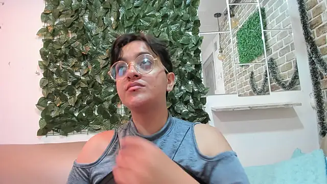 Snapshot of kory_mansson chatting on March 2025 08:32:02 PM kory mansson online show from March 2025 08:32:02 PM