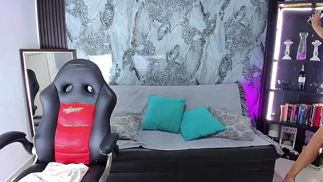 Snapshot of Carlota_milf_30 chatting on November 2025 07:03:02 PM Carlota milf 30 online show from November 2025 07:03:02 PM