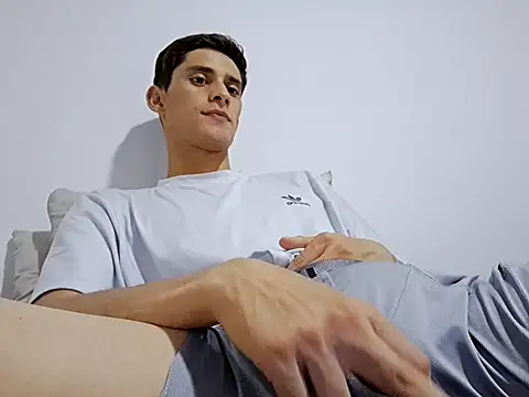 Snapshot of Flaco20xx chatting on February 2026 01:35:02 AM Flaco20xx online show from February 2026 01:35:02 AM