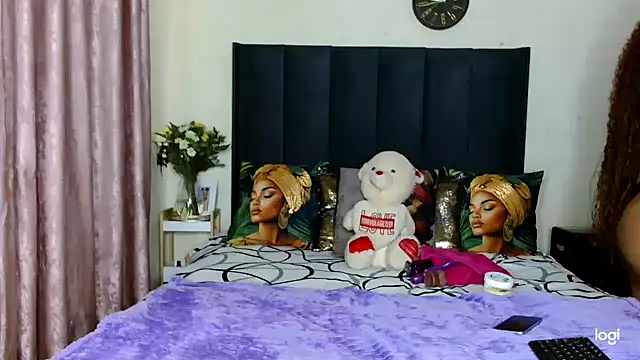 quenliyasa online show from December 2025 08:29:01 PM