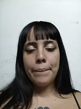 lucylovles online show from July 2026 09:35:02 PM
