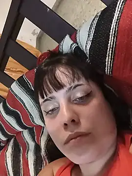 lucylovles online show from August 2026 01:51:01 AM