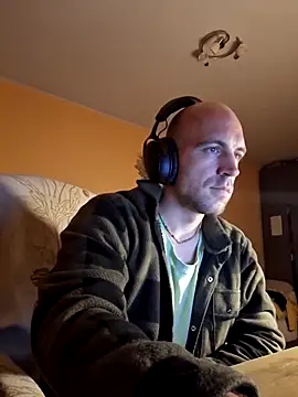 Kulokas online show from October 2025 07:57:02 PM