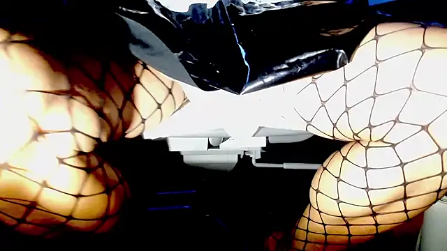 Snapshot of perro-de-katty chatting on September 2025 10:24:02 PM perro-de-katty online show from September 2025 10:24:02 PM