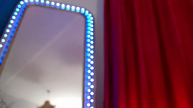 Foxxxy MILF online show from March 2026 05:01:02 AM