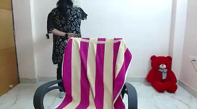 Snapshot of Naughty_Ayesha1 chatting on January 2025 01:35:01 PM Naughty Ayesha1 online show from January 2025 01:35:01 PM