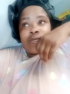 2Sweetysmile online show from April 2026 08:42:01 AM