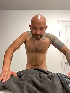 tylergigo online show from December 2024 04:39:01 AM