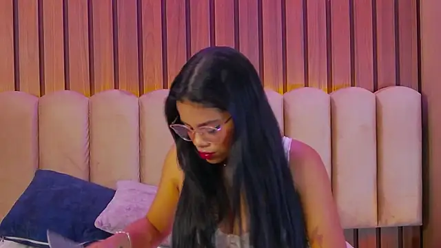 Snapshot of CelesteDePaul chatting on December 2024 11:54:01 AM CelesteDePaul online show from December 2024 11:54:01 AM