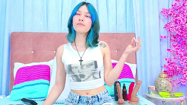 AlliciaKim online show from November 2025 07:15:01 PM