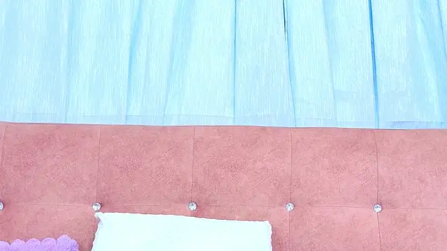 AlliciaKim online show from December 2025 07:19:02 PM