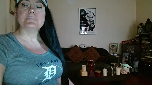 mandaloriangirls online show from April 2026 06:00:01 PM