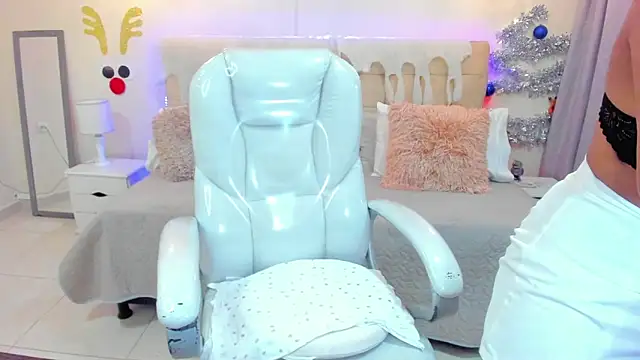 Snapshot of Redhot_chilipeppers chatting on January 2025 09:25:01 PM Redhot chilipeppers online show from January 2025 09:25:01 PM