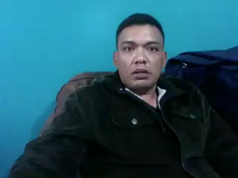 Snapshot of TUMORENO1 chatting on January 2025 10:52:01 PM TUMORENO1 online show from January 2025 10:52:01 PM