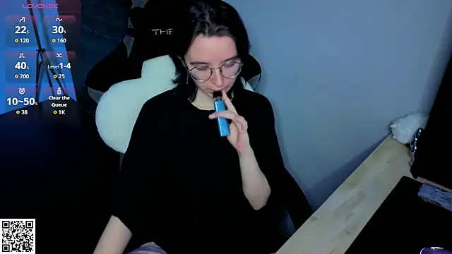Snapshot of Nora_Failure chatting on June 2026 10:47:02 PM Nora Failure online show from June 2026 10:47:02 PM