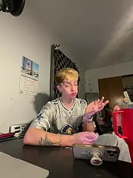 twentywithafelonyy online show from January 2025 01:18:02 PM