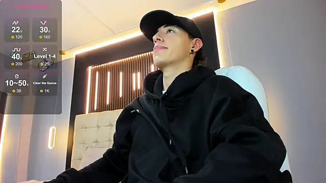 Lobo 17  online show from April 2026 07:14:01 AM