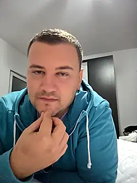 Snapshot of KarlosCarutox chatting on September 2025 05:25:02 PM KarlosCarutox online show from September 2025 05:25:02 PM