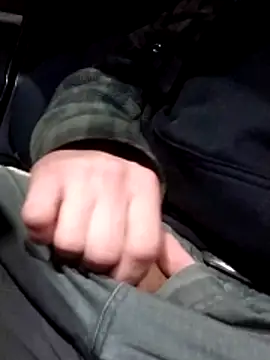 QcMisterv13 online show from December 2024 03:20:01 AM