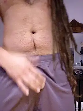 QcMisterv13 online show from February 2025 01:11:01 AM