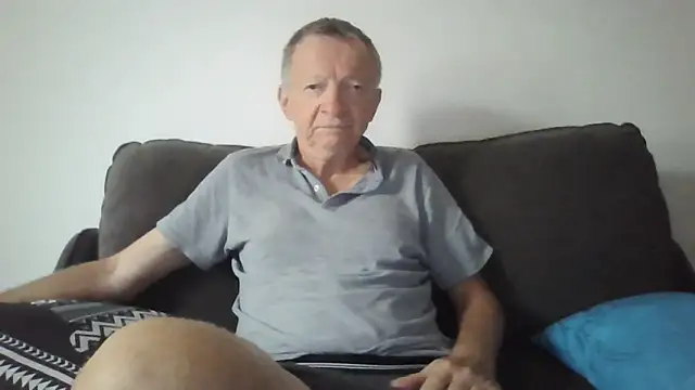 Snapshot of naturiste974 chatting on February 2026 03:40:01 AM naturiste974 online show from February 2026 03:40:01 AM