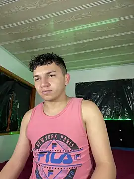 Snapshot of Danielbluestar chatting on December 2024 06:17:02 PM Danielbluestar online show from December 2024 06:17:02 PM