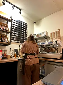 Snapshot of cinnabon_ chatting on November 2025 02:51:01 PM cinnabon online show from November 2025 02:51:01 PM