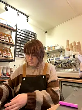 Snapshot of cinnabon_ chatting on November 2025 11:58:01 AM cinnabon online show from November 2025 11:58:01 AM