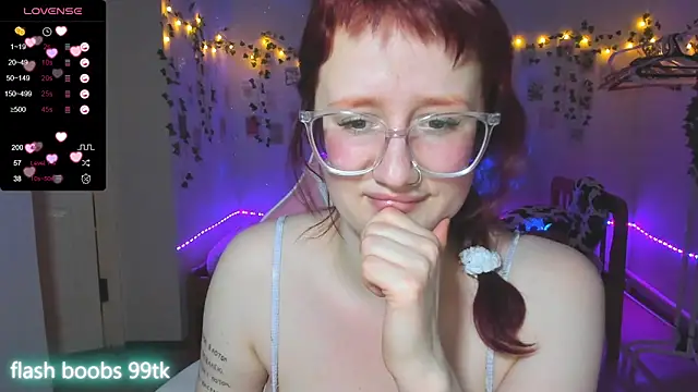 KrisTyBooBsin online show from February 2025 06:29:02 PM