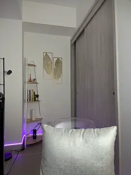 rubyhill 2711 online show from December 2025 12:05:01 AM