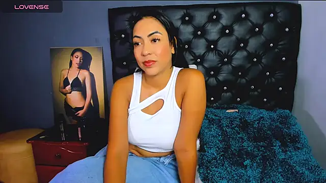 Snapshot of catalinamuss_ chatting on July 2026 02:11:01 PM catalinamuss online show from July 2026 02:11:01 PM