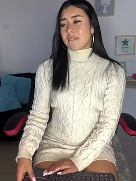 emily 22x online show from December 2024 09:16:01 PM