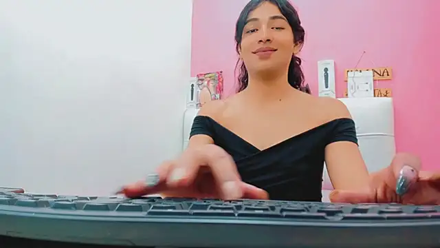 Snapshot of antonela_xxx chatting on June 2026 09:03:02 PM antonela xxx online show from June 2026 09:03:02 PM
