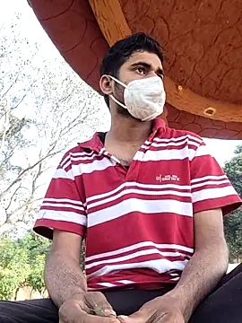 Ishan003 online show from February 2026 03:13:01 AM