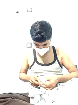 Ishan003 online show from April 2026 02:33:01 PM