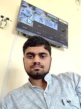 Snapshot of Ishan003 chatting on April 2026 07:30:02 AM Ishan003 online show from April 2026 07:30:02 AM